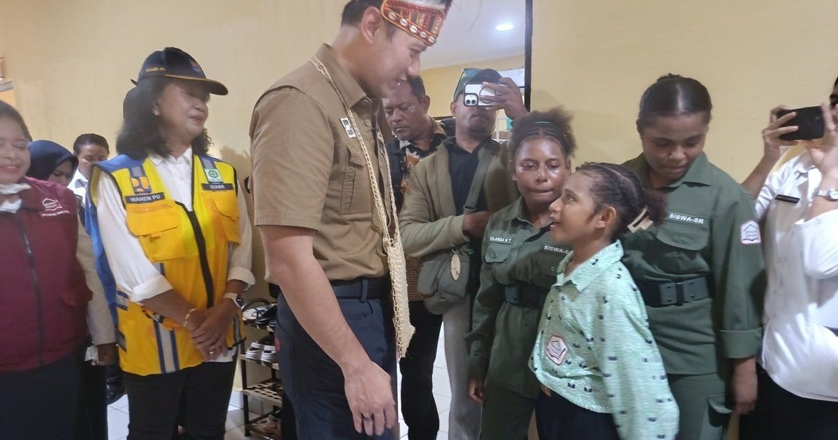 AHY Sebut Sekolah Rakyat Gerbang Masa Depan bagi Generasi Muda Papua