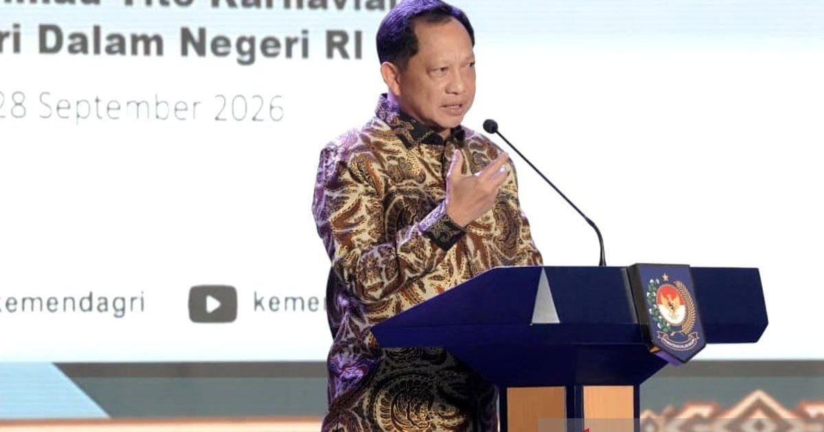 Kemendagri Beri Penghargaan Daerah Berprestasi Regional Papua